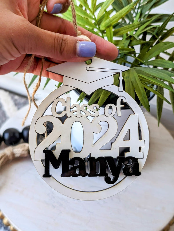 "Class of 2024" Wooden Tag/Ornament